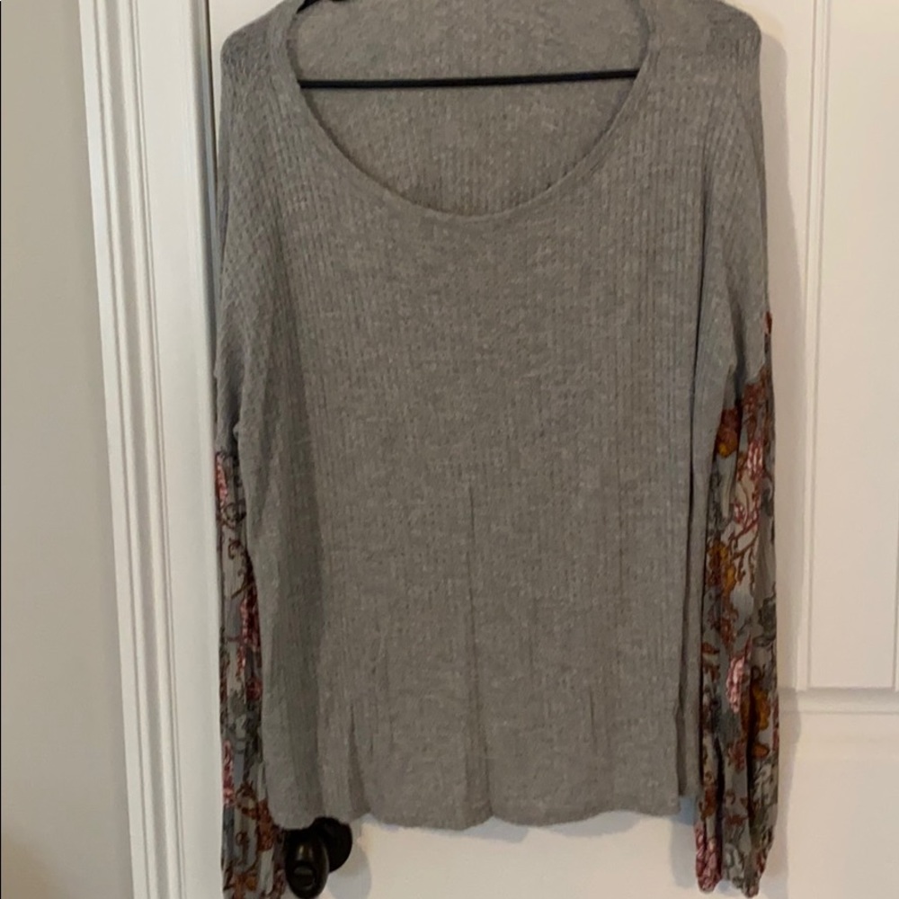 Gray thermal top